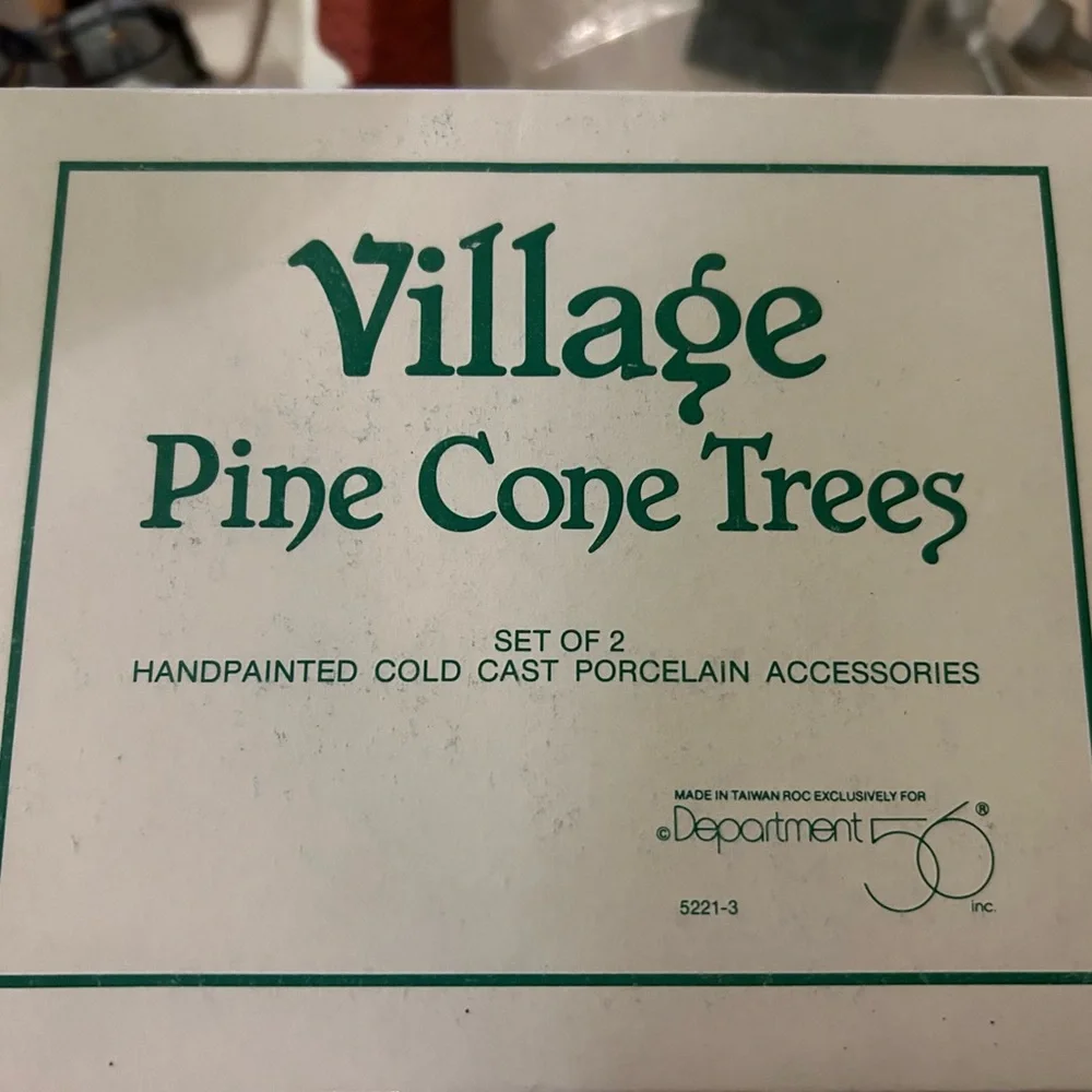 Department 56 Pine Cone Trees Set - Green